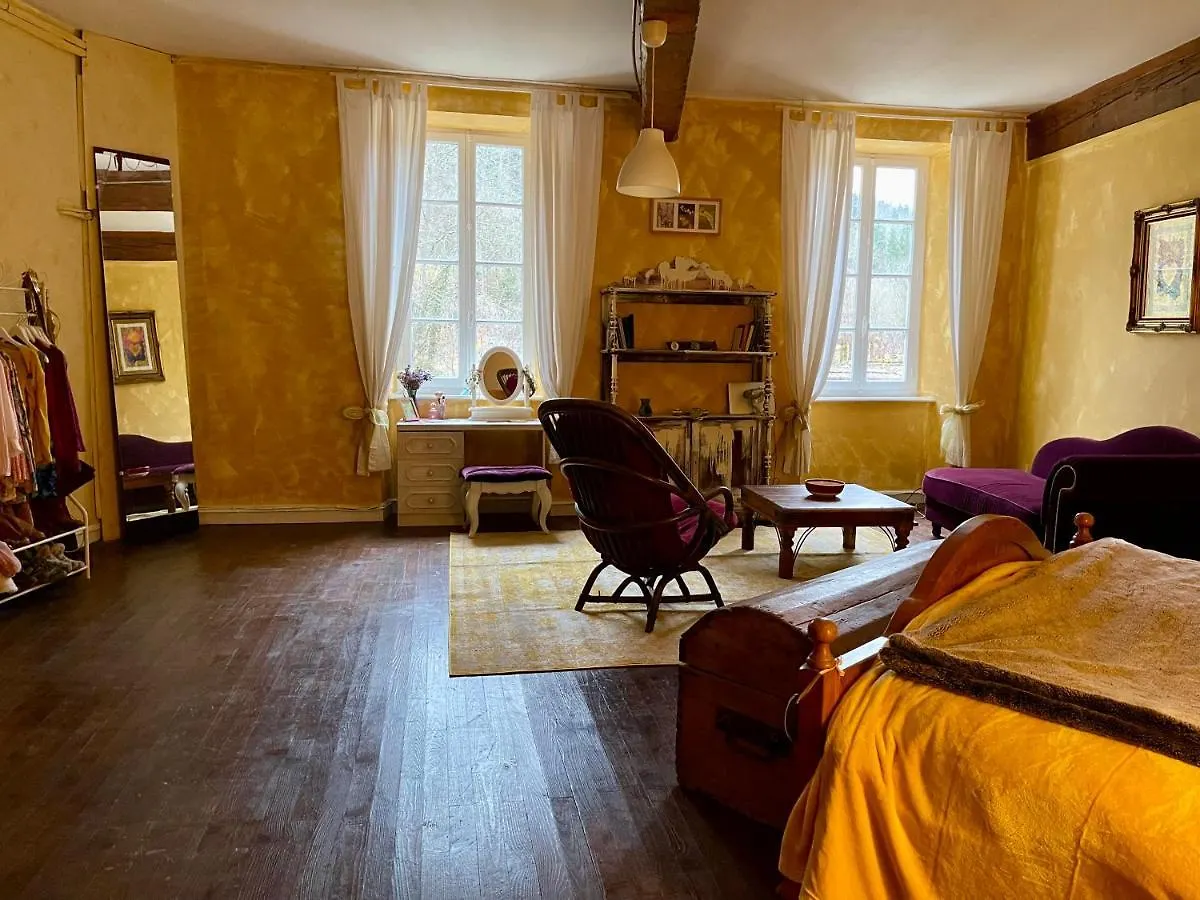 Les Contes Bed & Breakfast Fougax-et-Barrineuf France