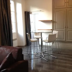 De La Halle. Apartamento