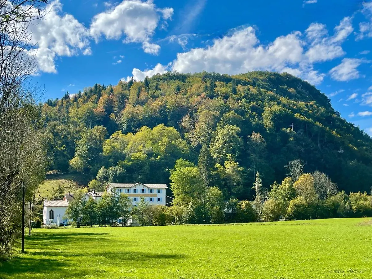 Les Contes Bed & Breakfast Fougax-et-Barrineuf