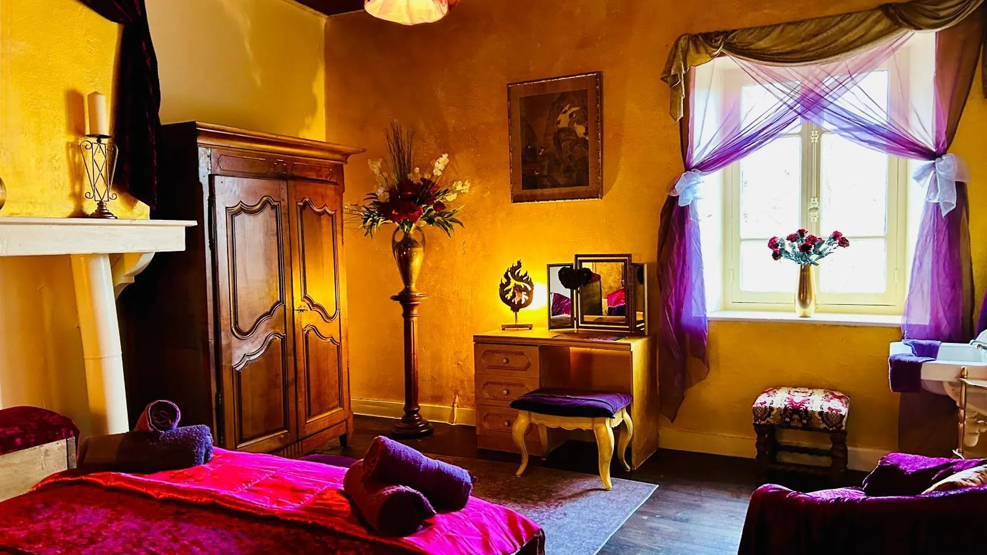 Les Contes Bed & Breakfast Fougax-et-Barrineuf Fransa
