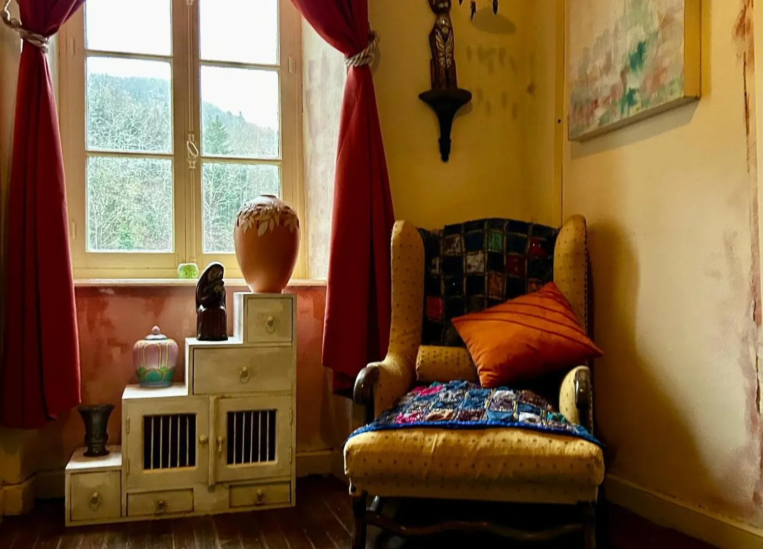 Les Contes Bed & Breakfast Fougax-et-Barrineuf